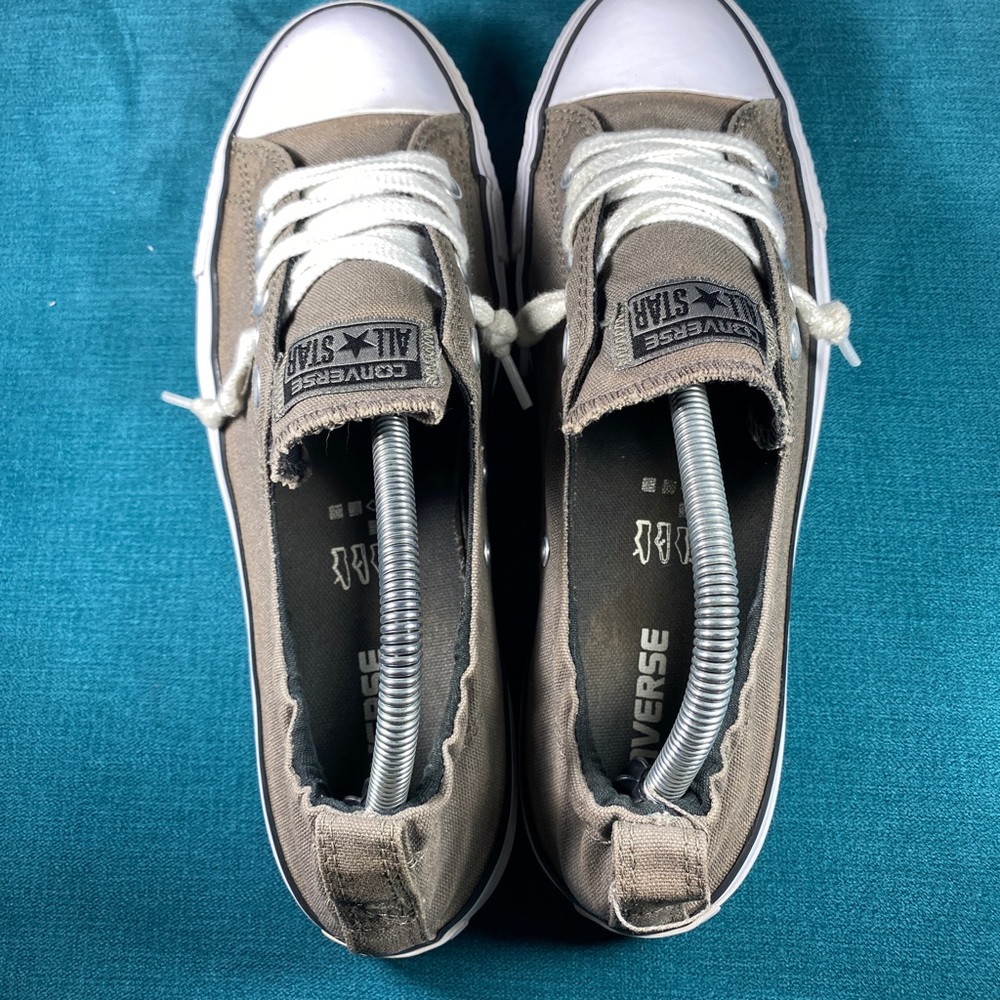 ❌SOLD❌Size 11 - Women’s Converse All Star shorelines - Picture 6 of 8